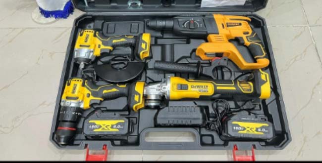 پک 4 قلوی دیوالت 128v